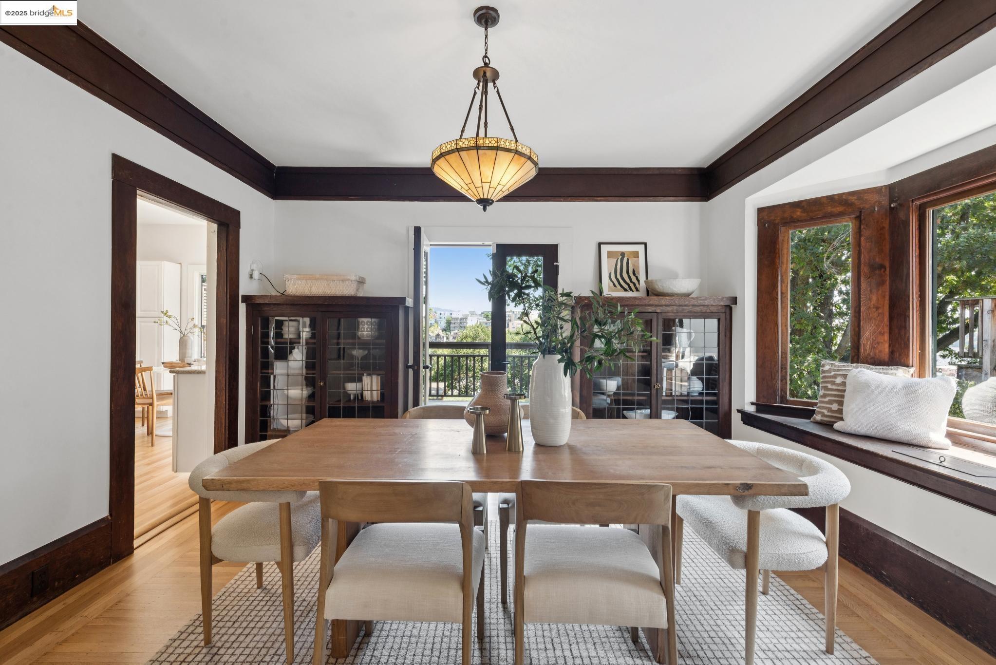 526 Mira Vista Ave