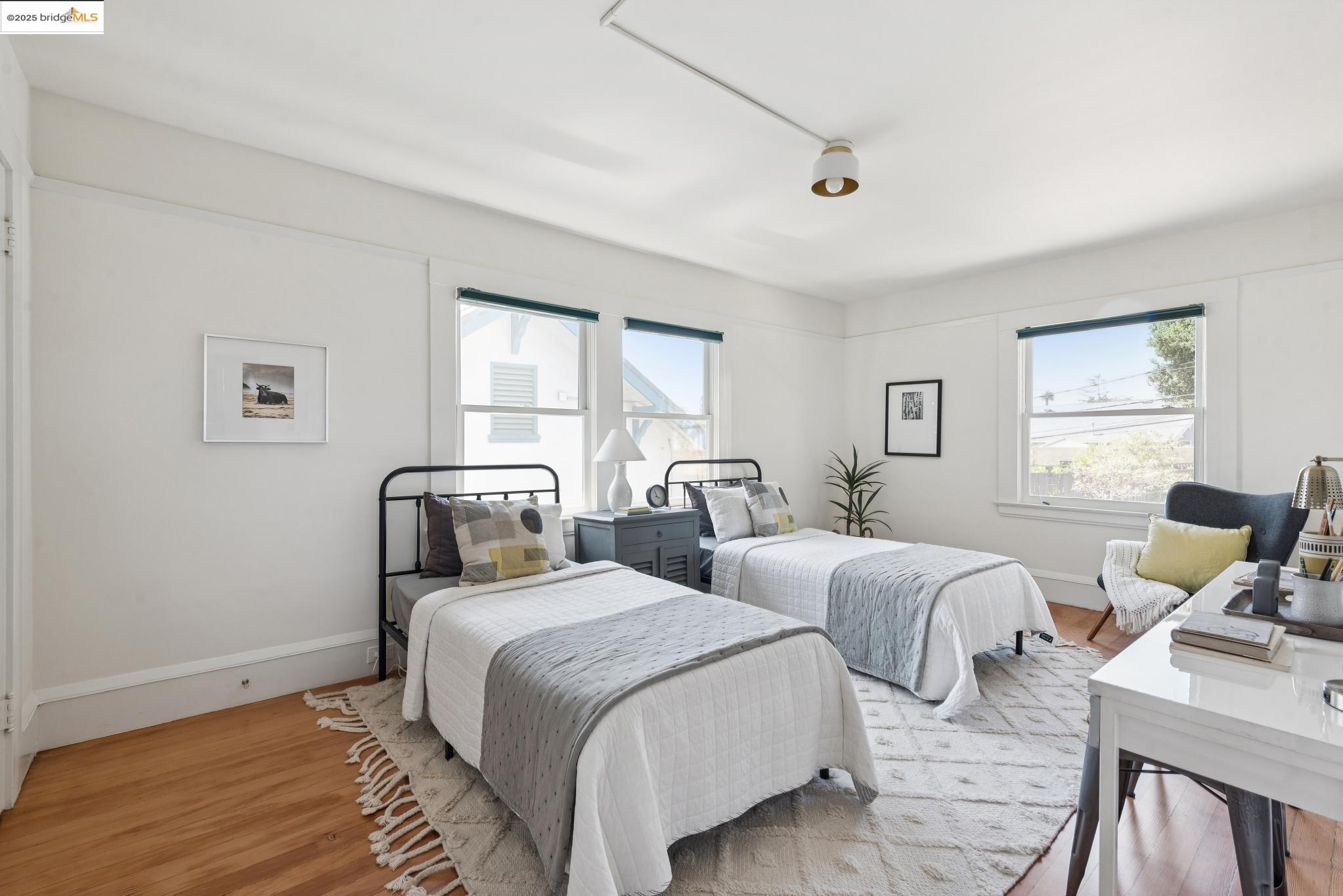 526 Mira Vista Ave