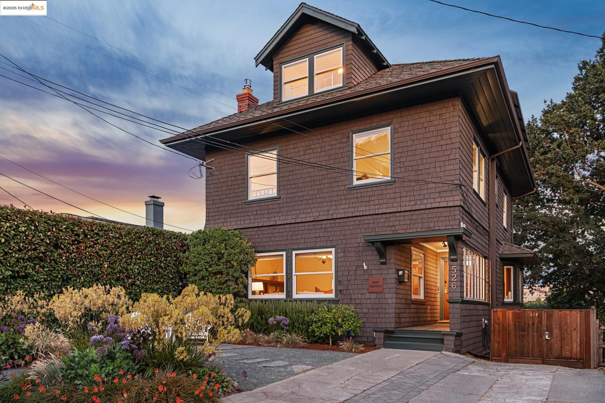 526 Mira Vista Ave