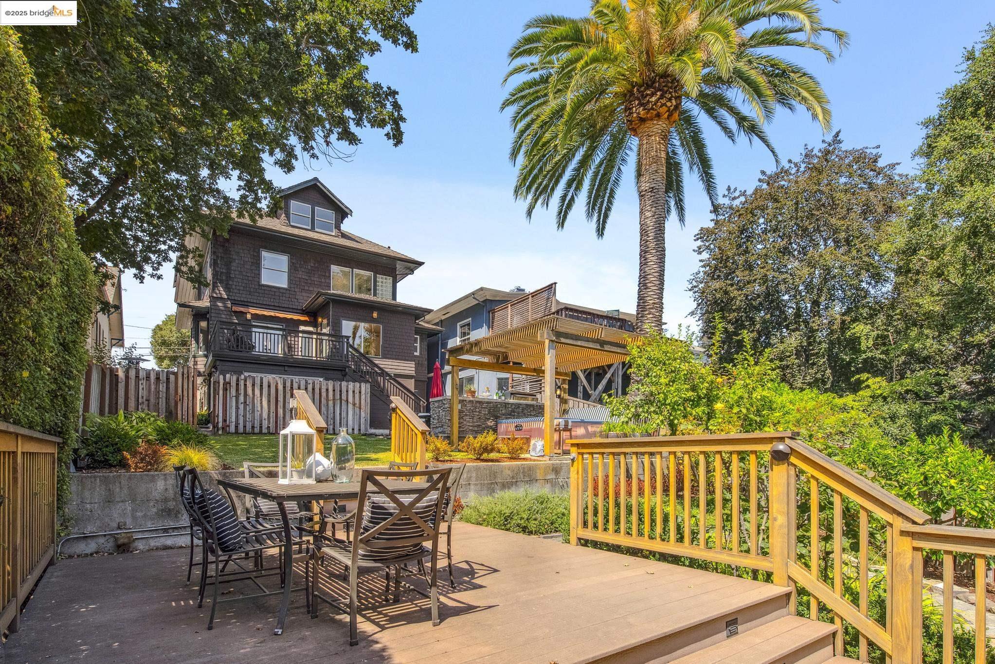 526 Mira Vista Ave