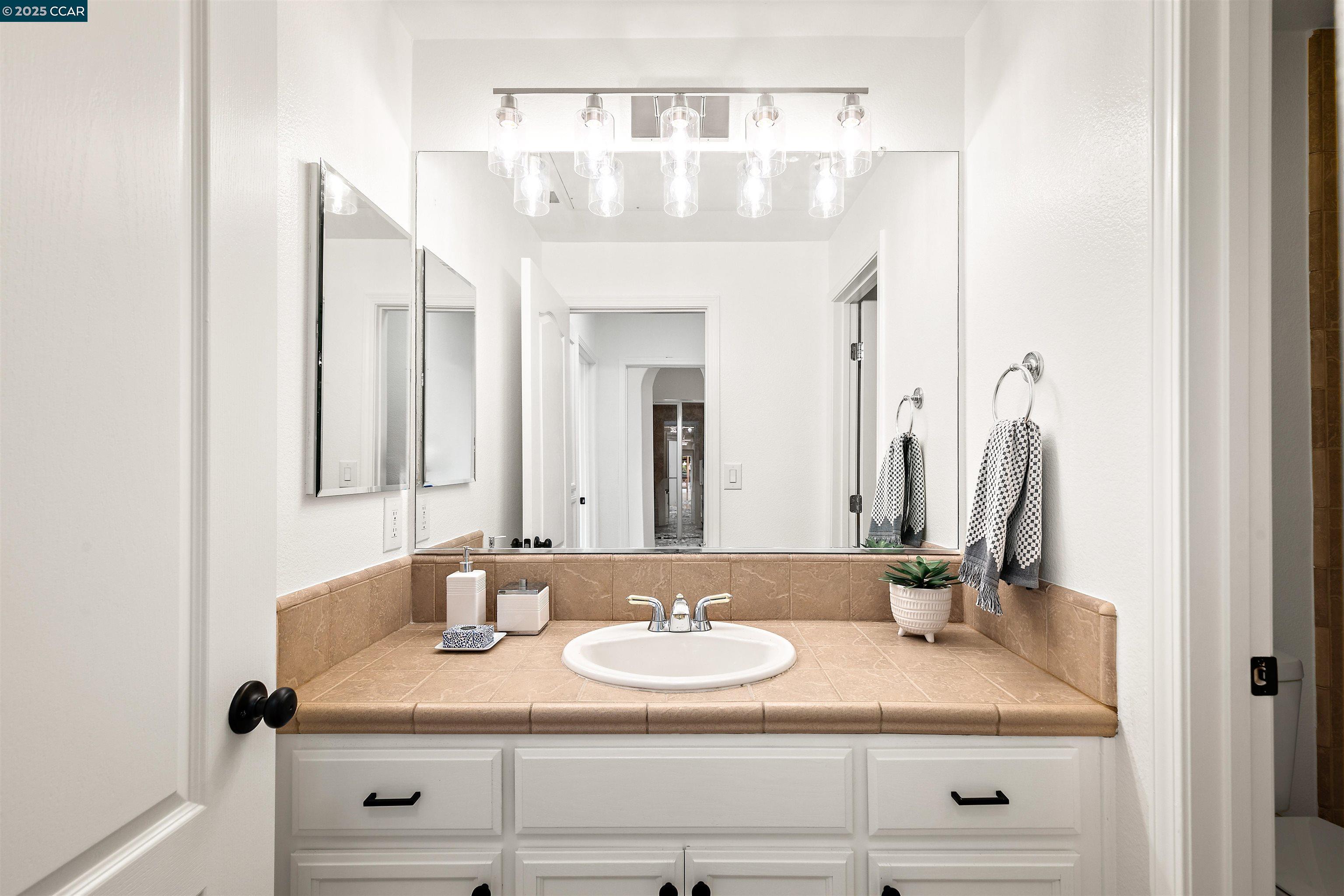 4258 Clarinbridge Cir
