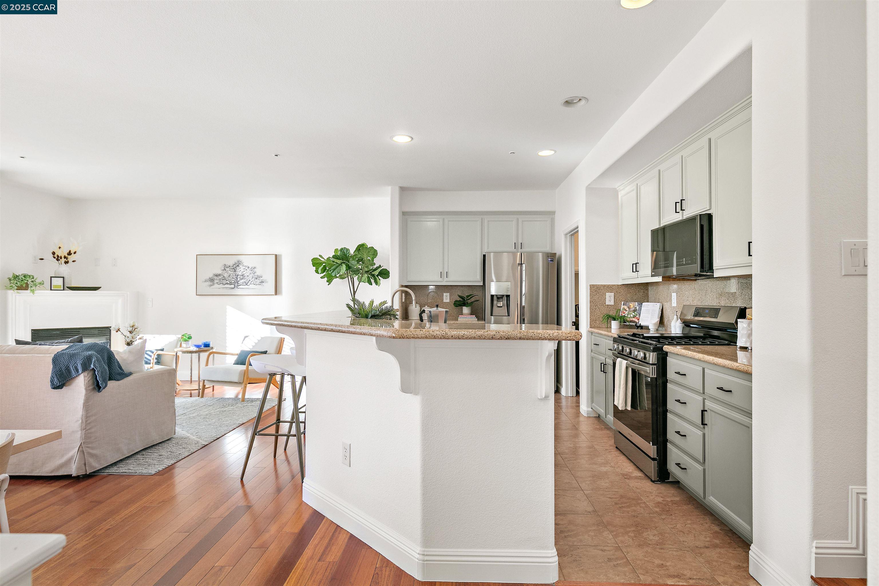 4258 Clarinbridge Cir