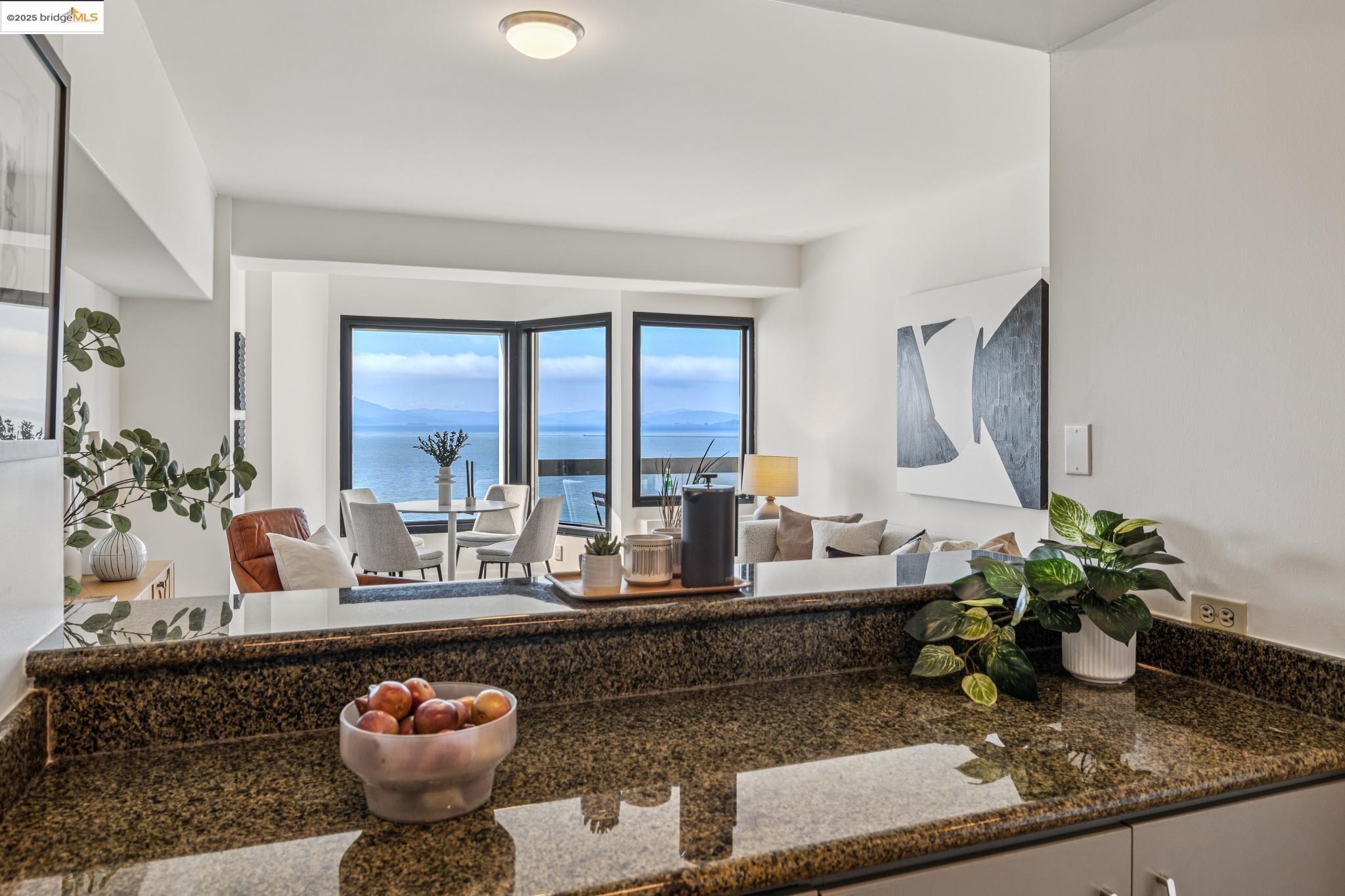 6363 Christie Avenue # 2015