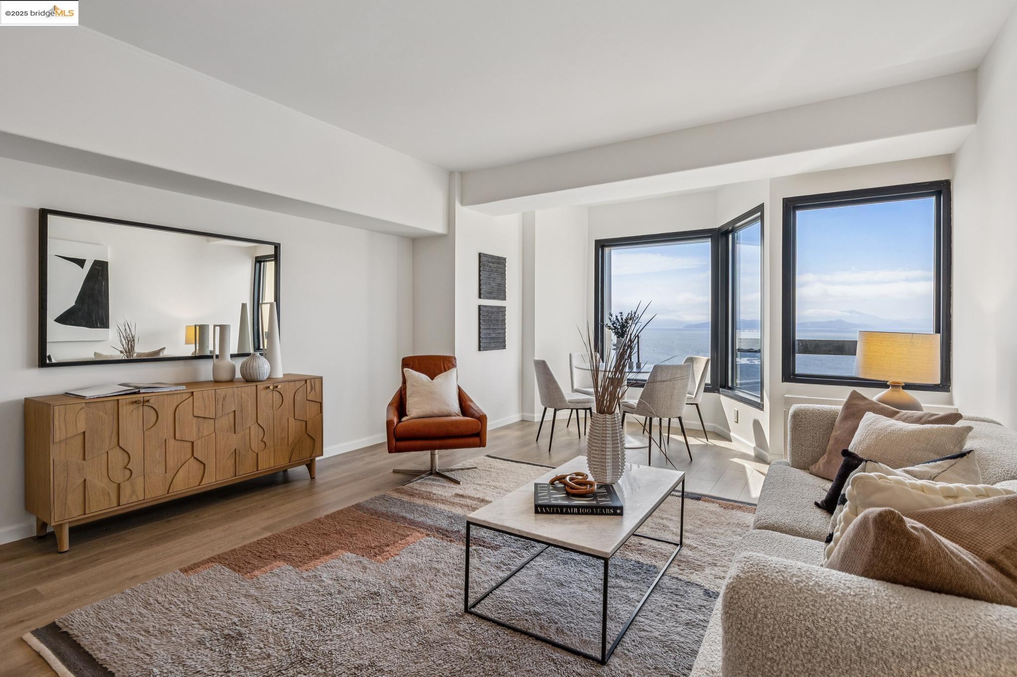 6363 Christie Avenue # 2015