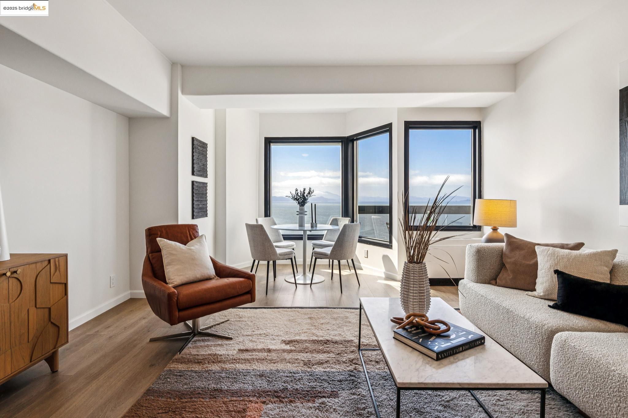 6363 Christie Avenue # 2015