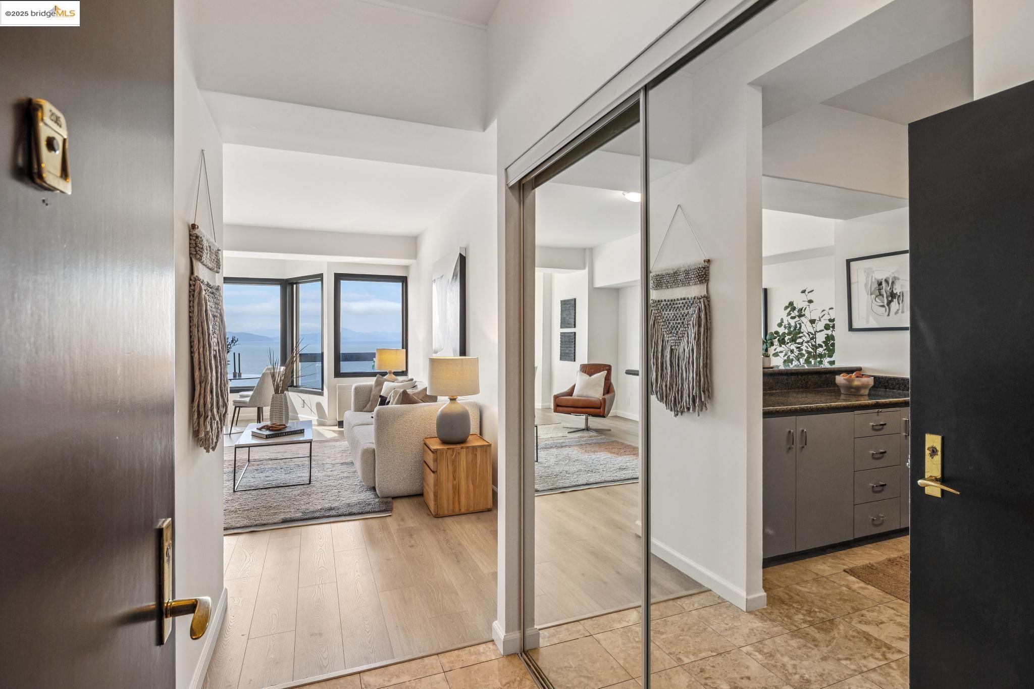 6363 Christie Avenue # 2015