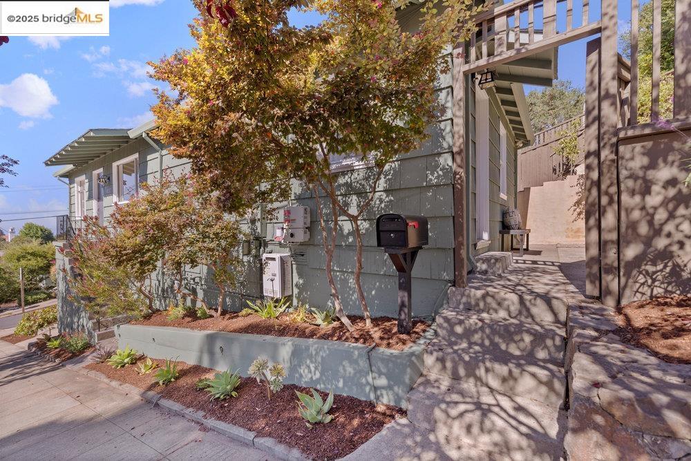 4007 Vale Ave