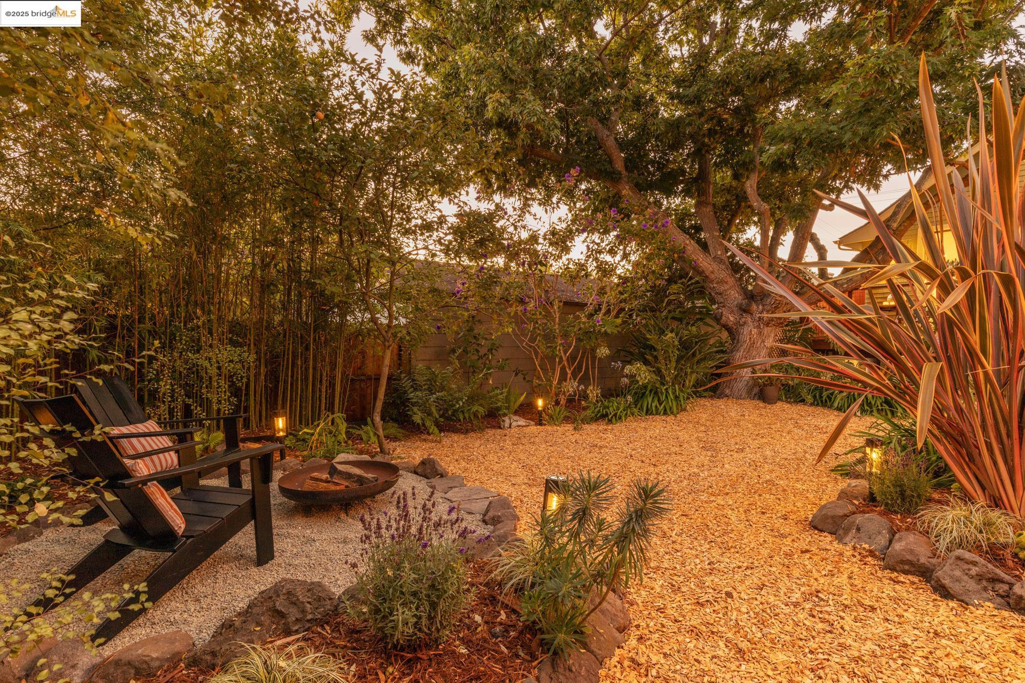 2204 Woolsey