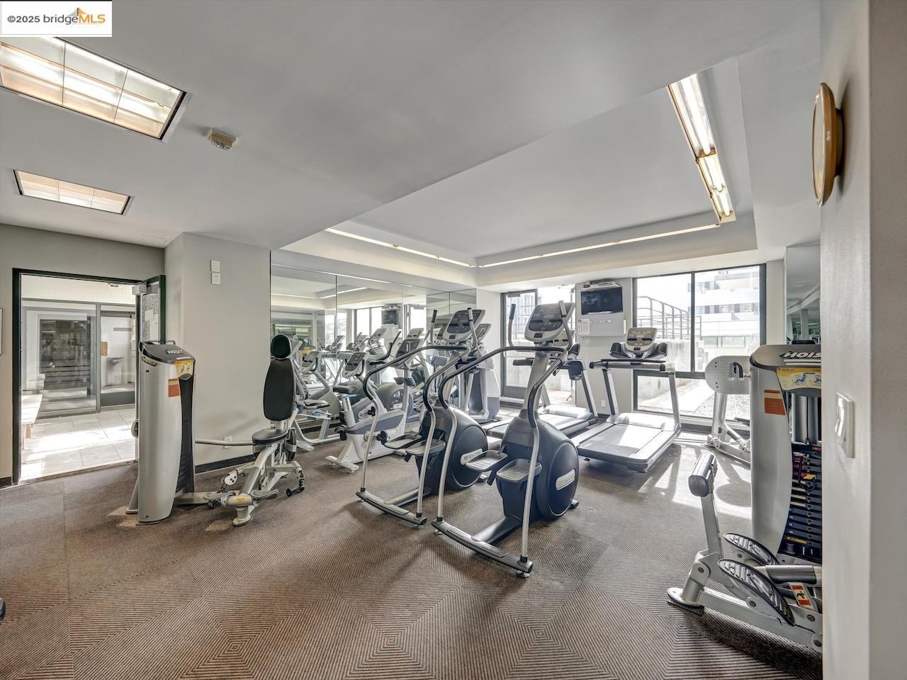 1 Daniel Burnham Ct # 101