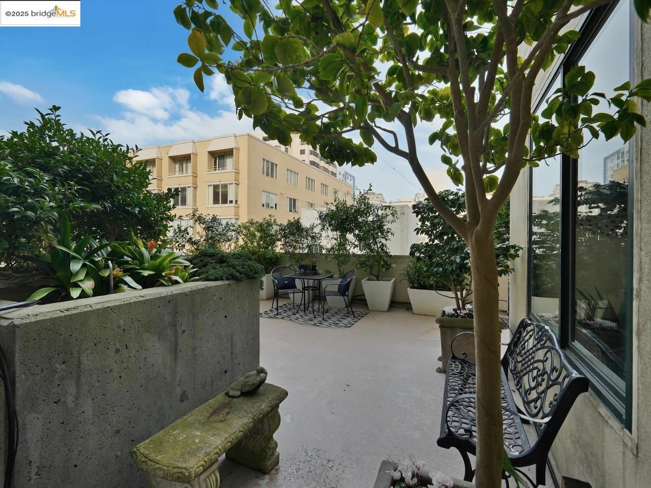 1 Daniel Burnham Ct # 101
