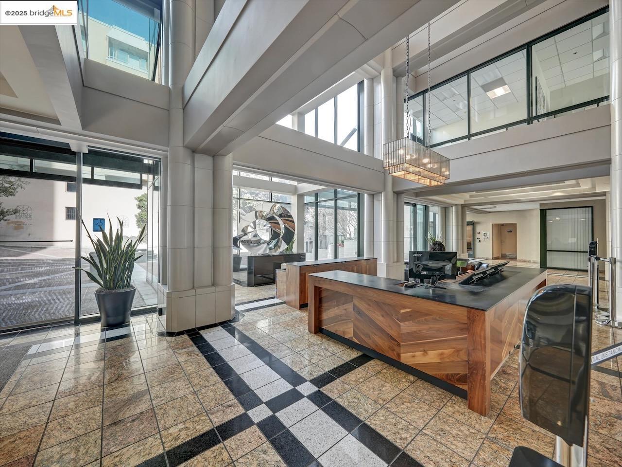 1 Daniel Burnham Ct # 101