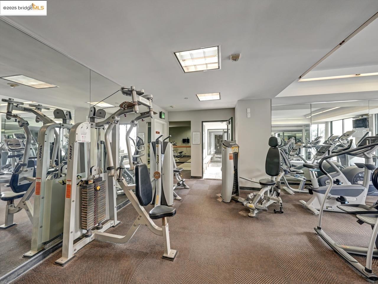 1 Daniel Burnham Ct # 101