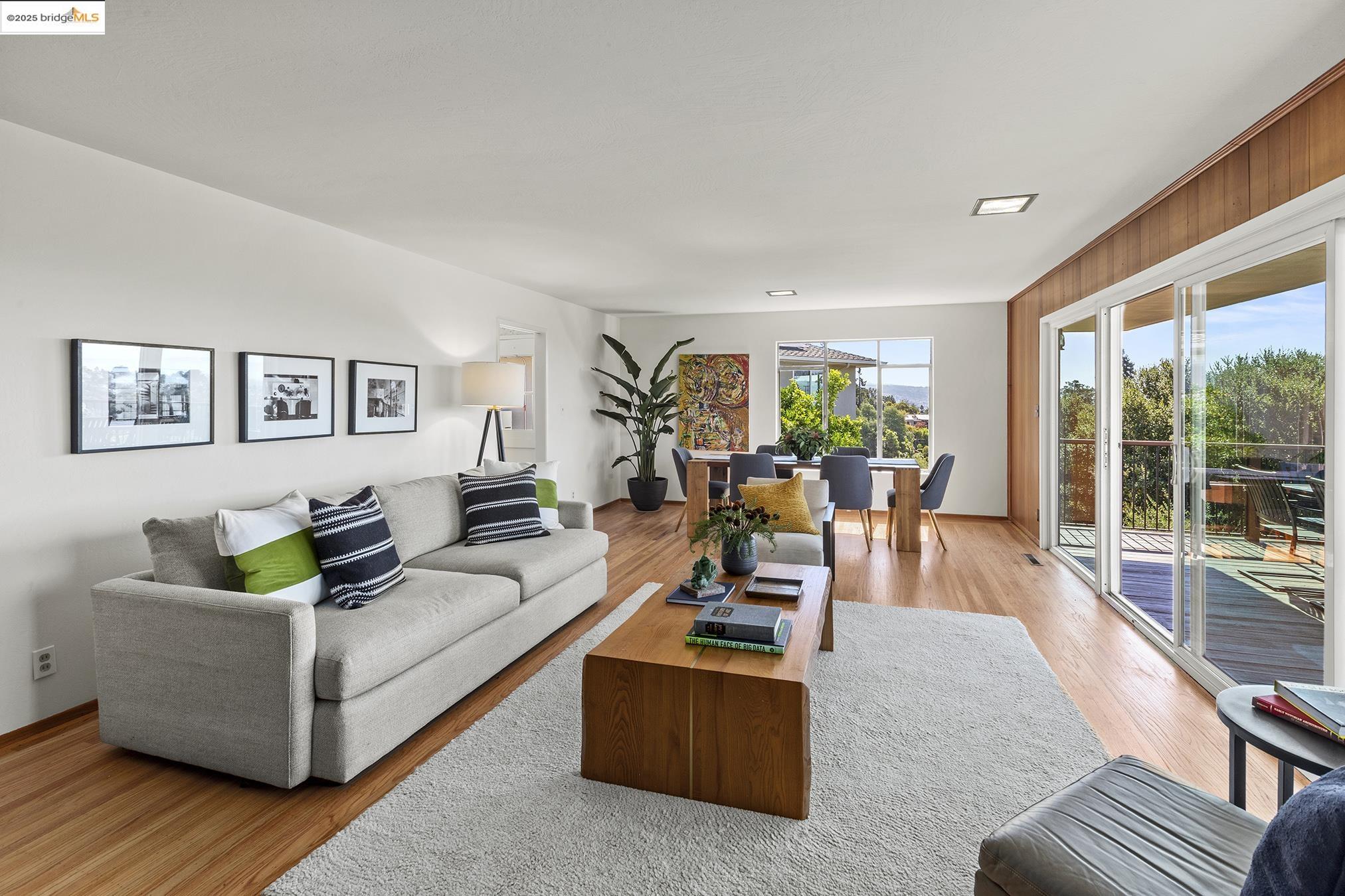 18076 Jaymark Ct