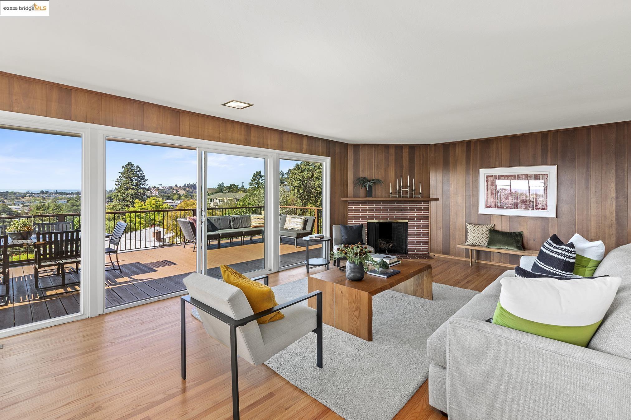 18076 Jaymark Ct