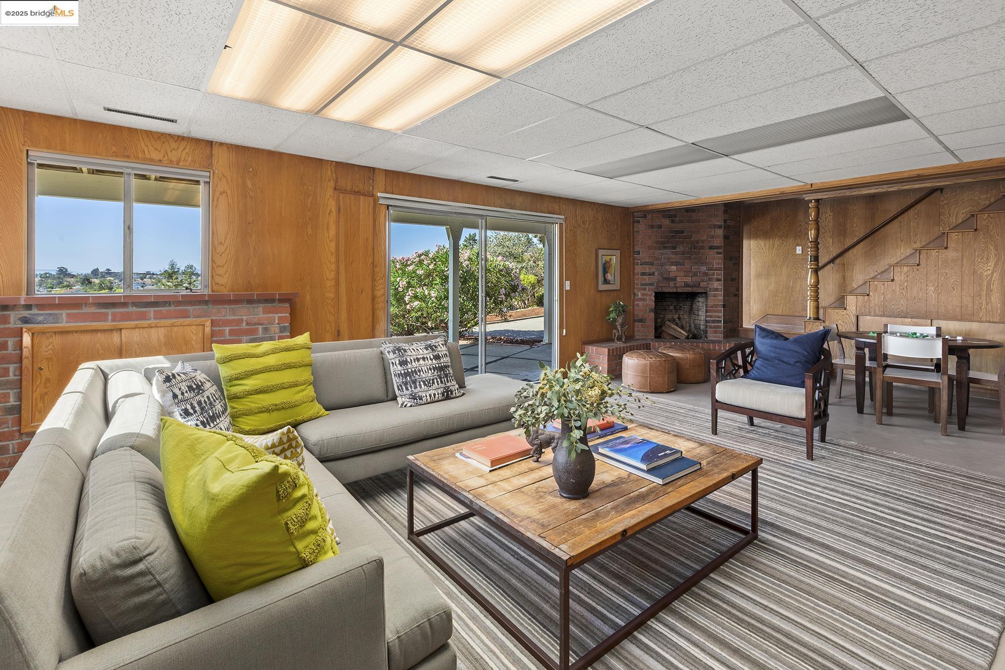 18076 Jaymark Ct