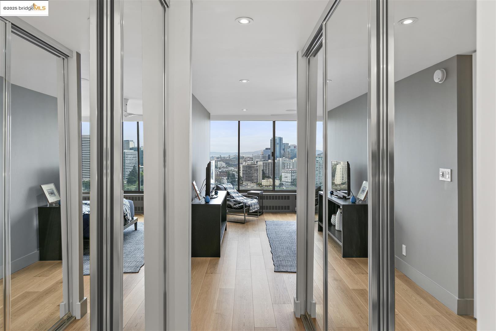 565 Bellevue Ave. # 2101