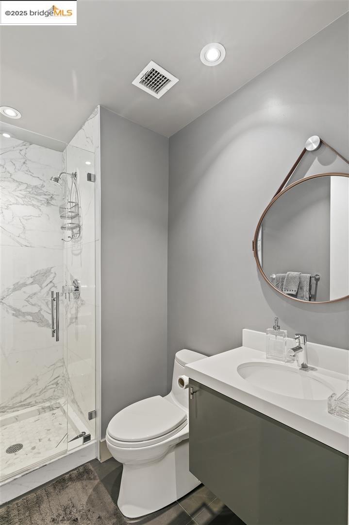 565 Bellevue Ave. # 2101