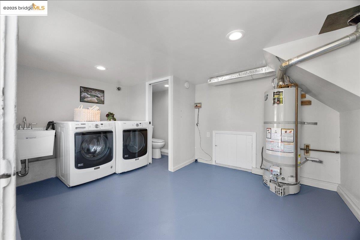 2839 Bartlett St, Oakland