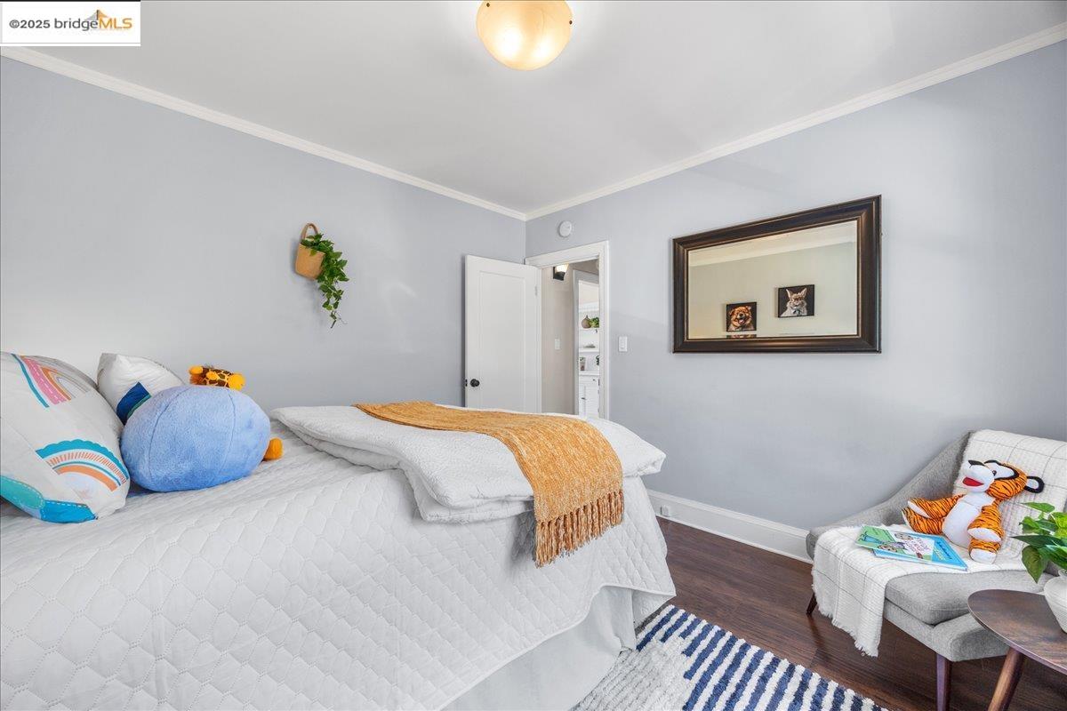 2839 Bartlett St, Oakland