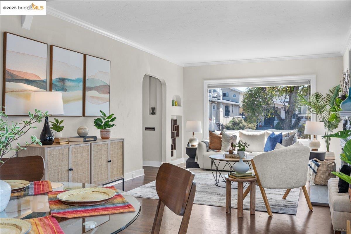 2839 Bartlett St, Oakland