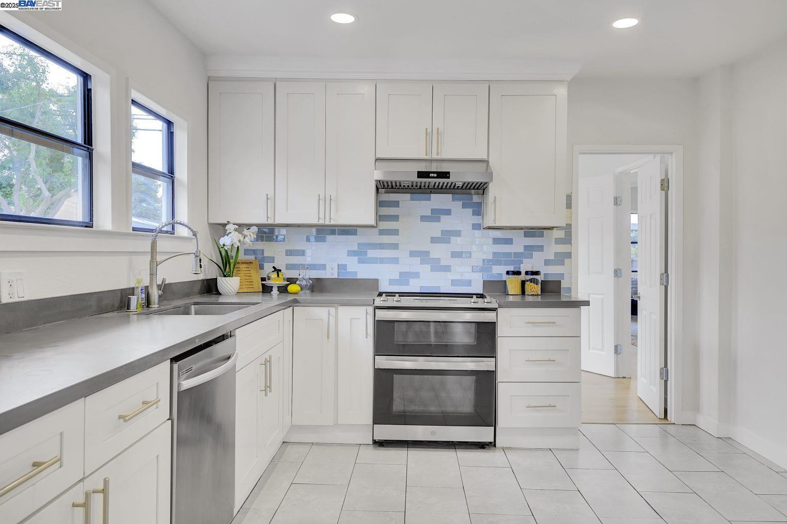 127 Maitland Dr