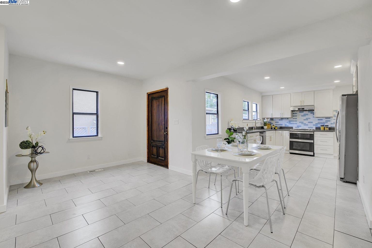 127 Maitland Dr