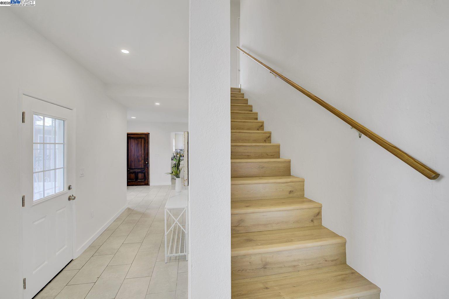 127 Maitland Dr