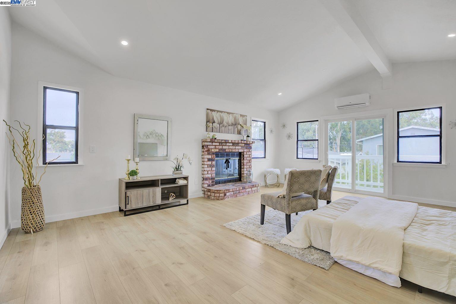 127 Maitland Dr