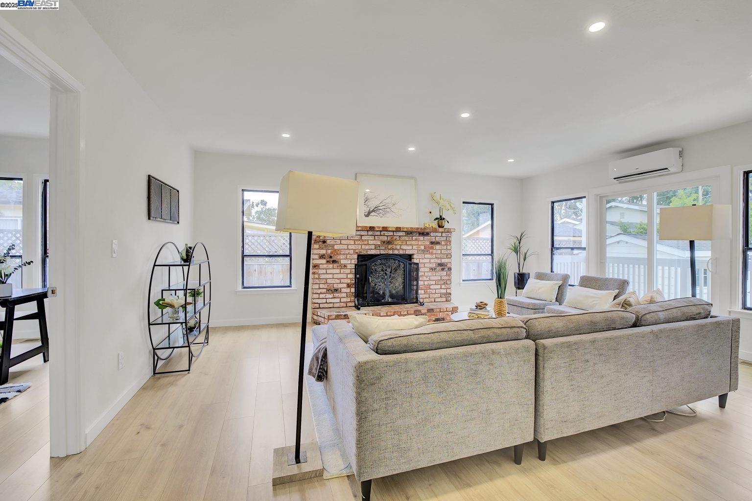 127 Maitland Dr