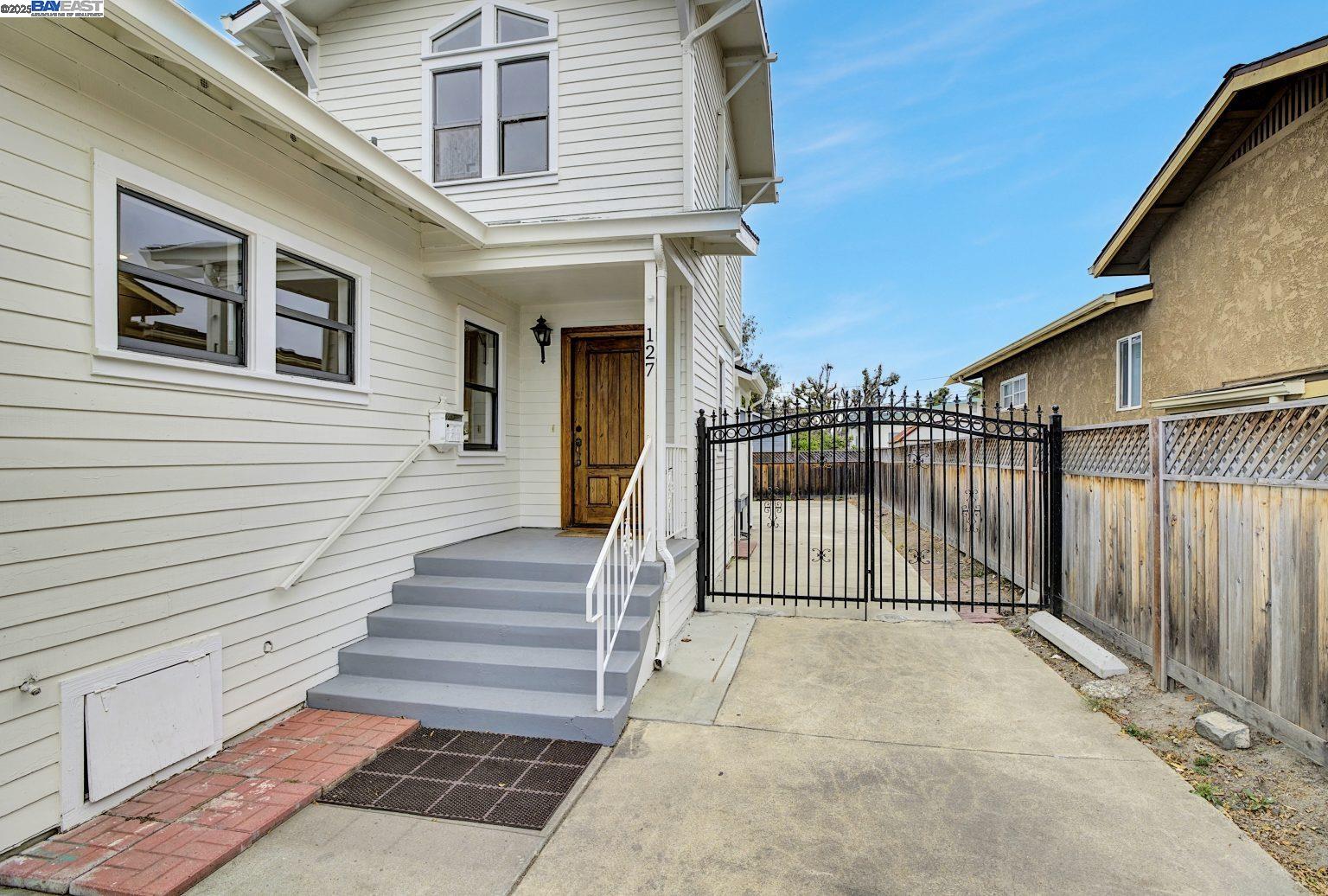 127 Maitland Dr