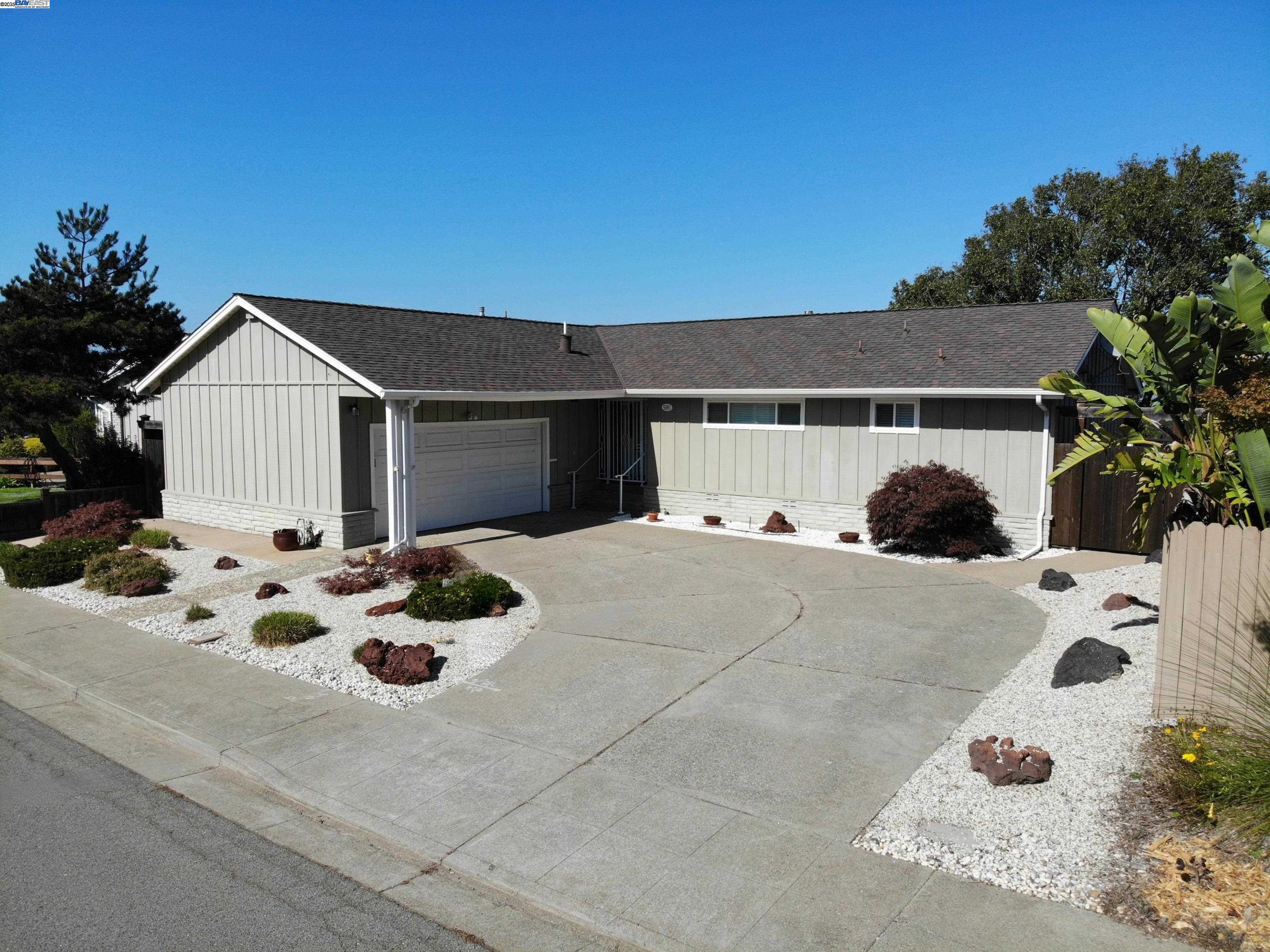 5161 Saddle Brook Dr