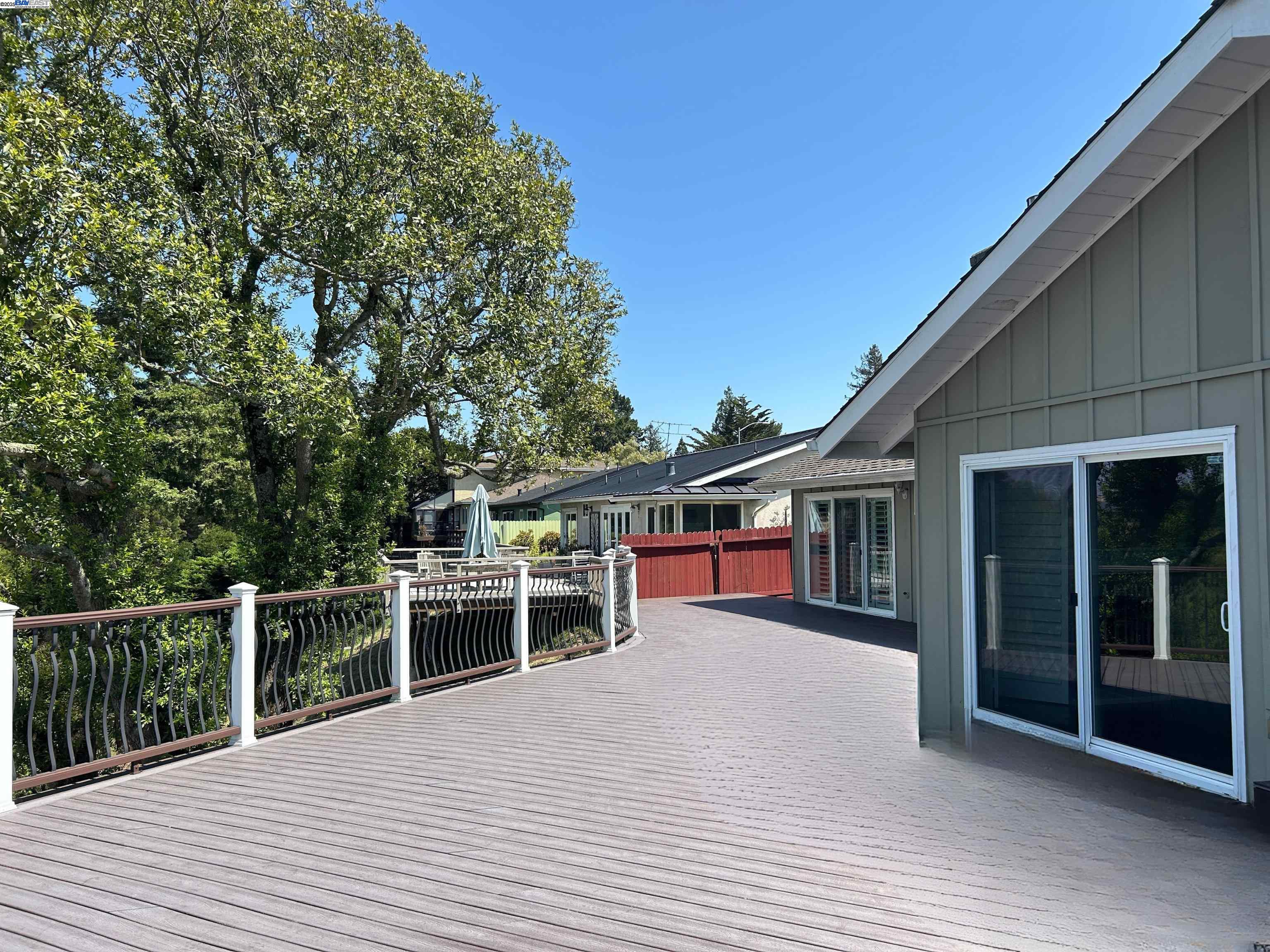 5161 Saddle Brook Dr