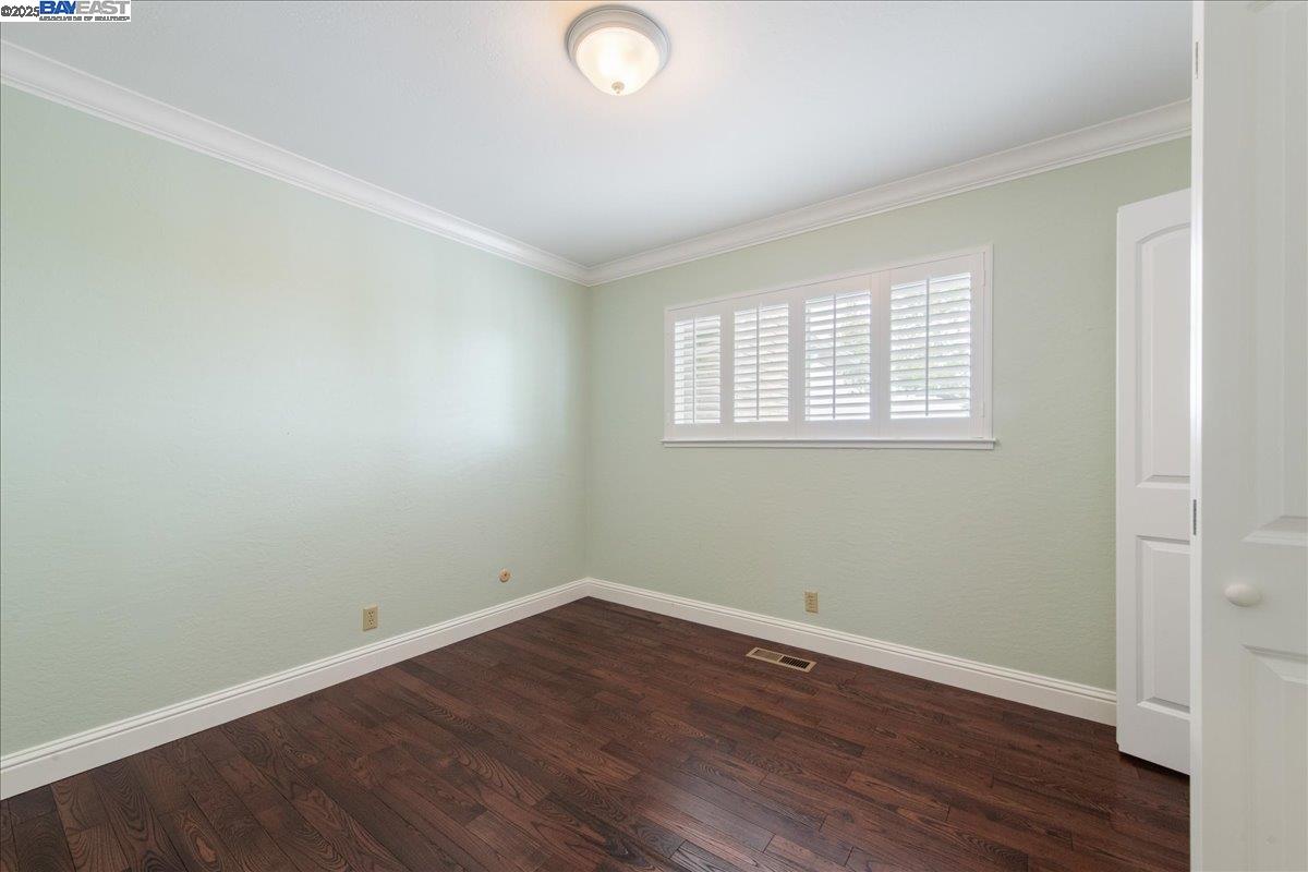 5161 Saddle Brook Dr