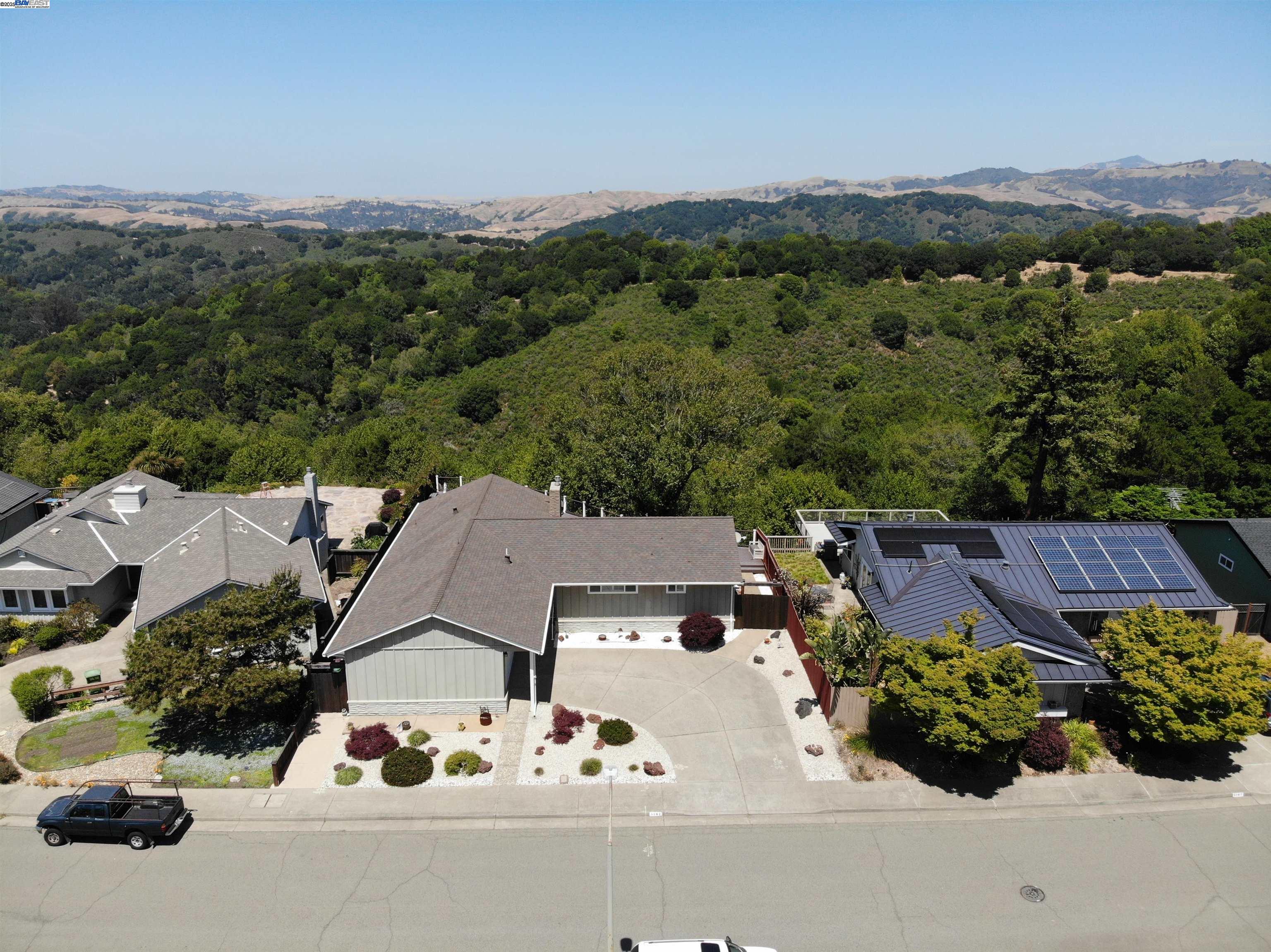 5161 Saddle Brook Dr