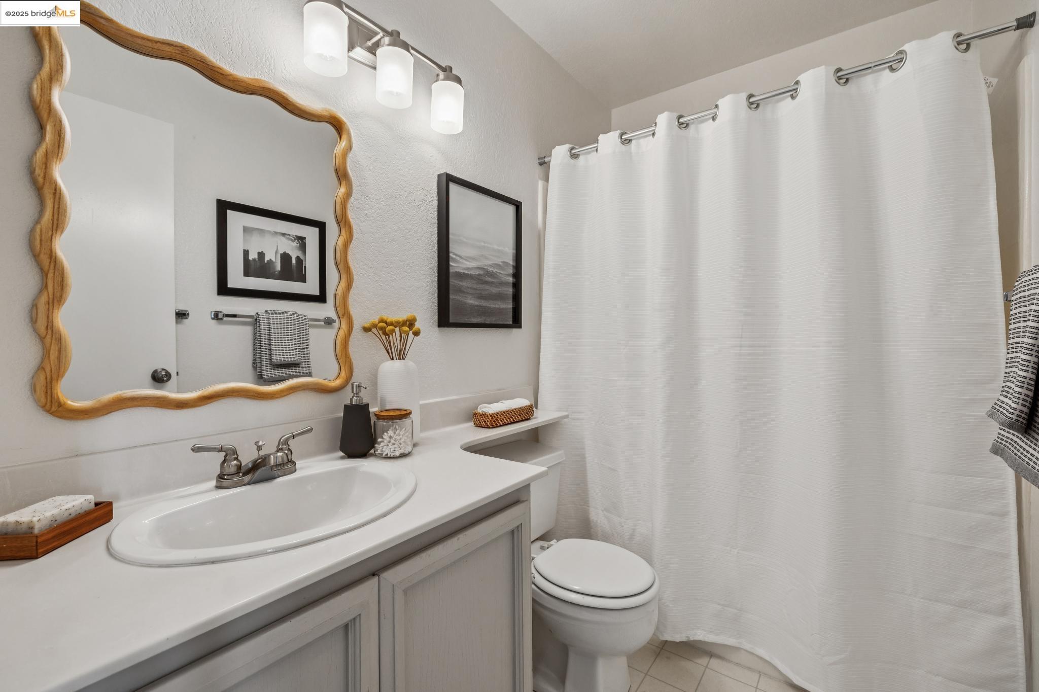 102 South Wildwood # 102