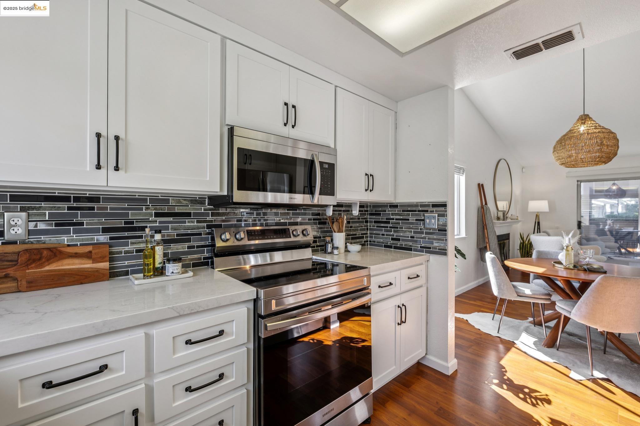 102 South Wildwood # 102