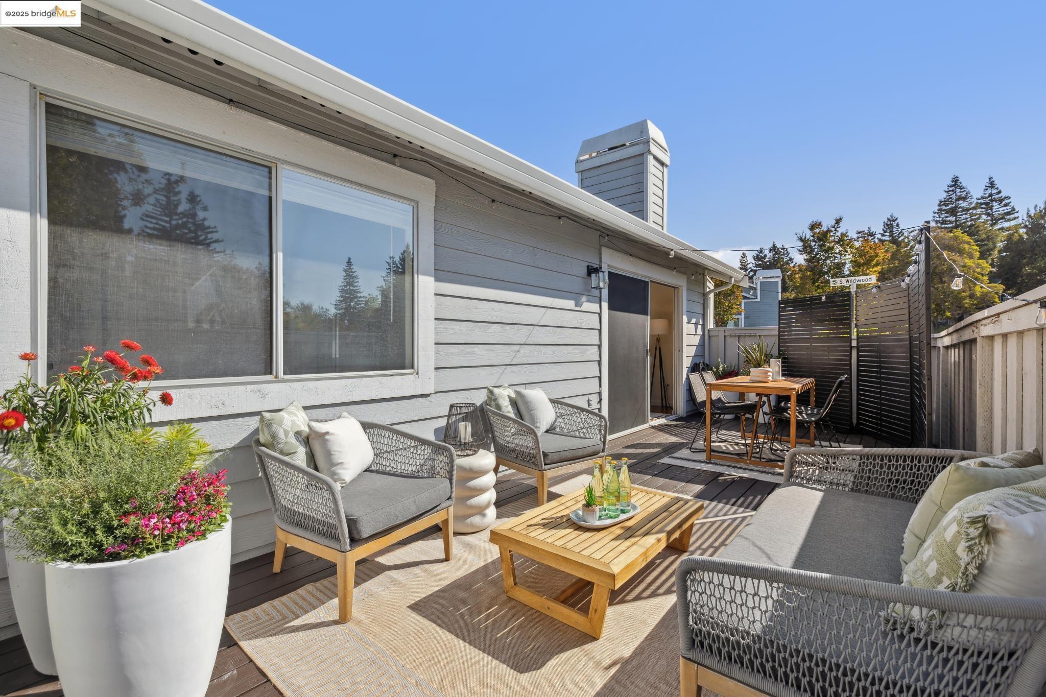 102 South Wildwood # 102