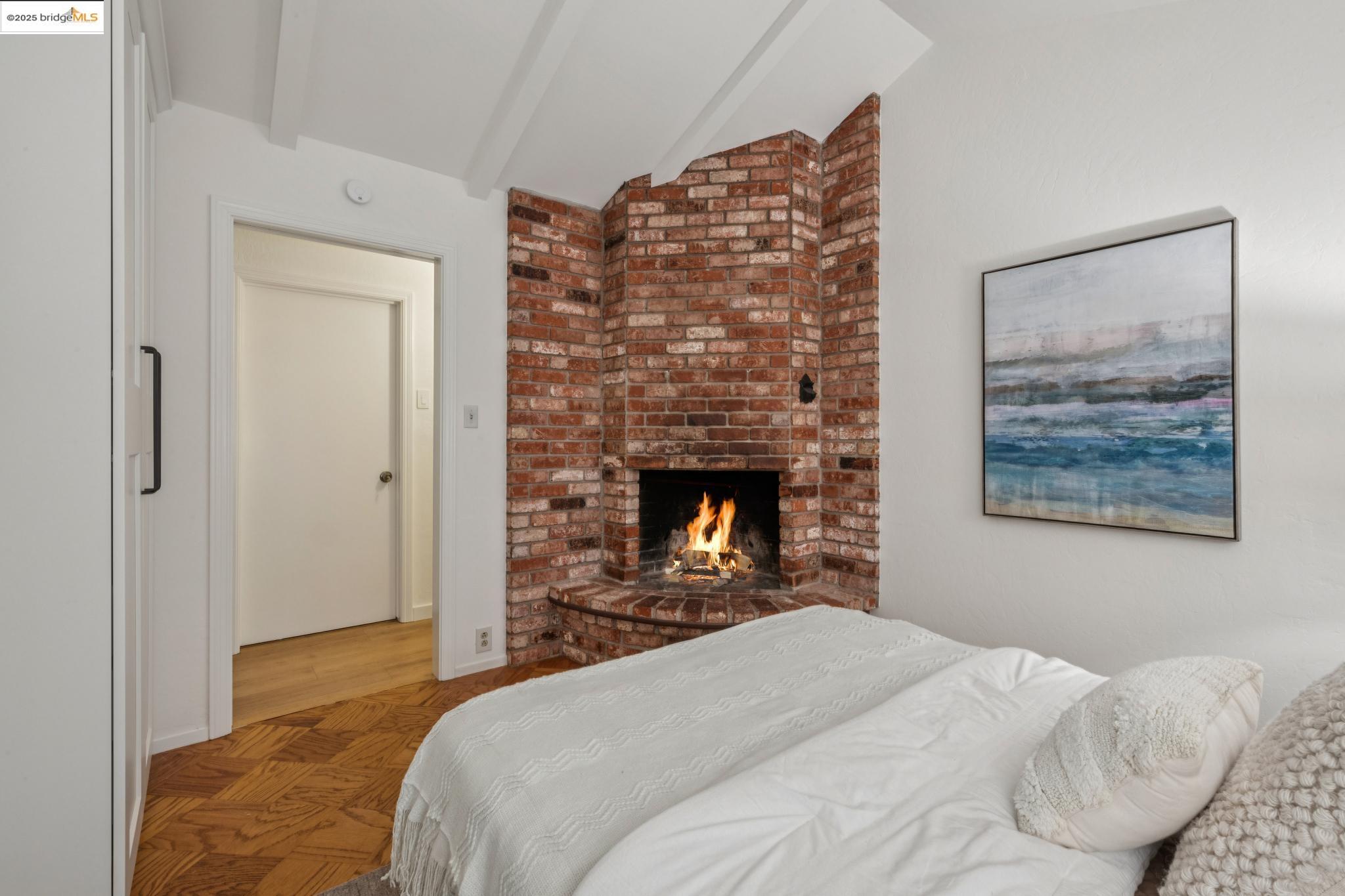 10858 Lochard St, Oakland