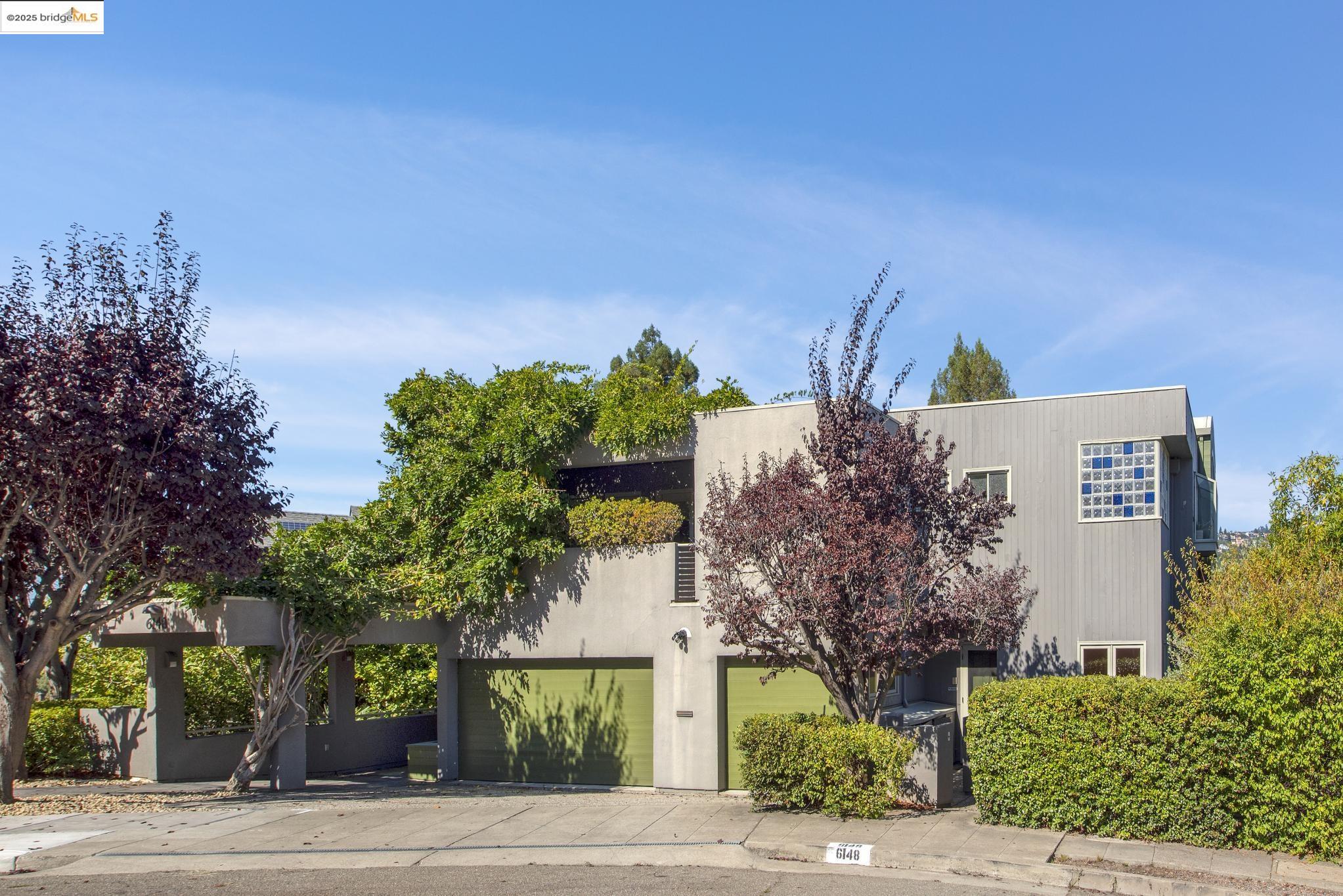 6148 Ocean View Dr