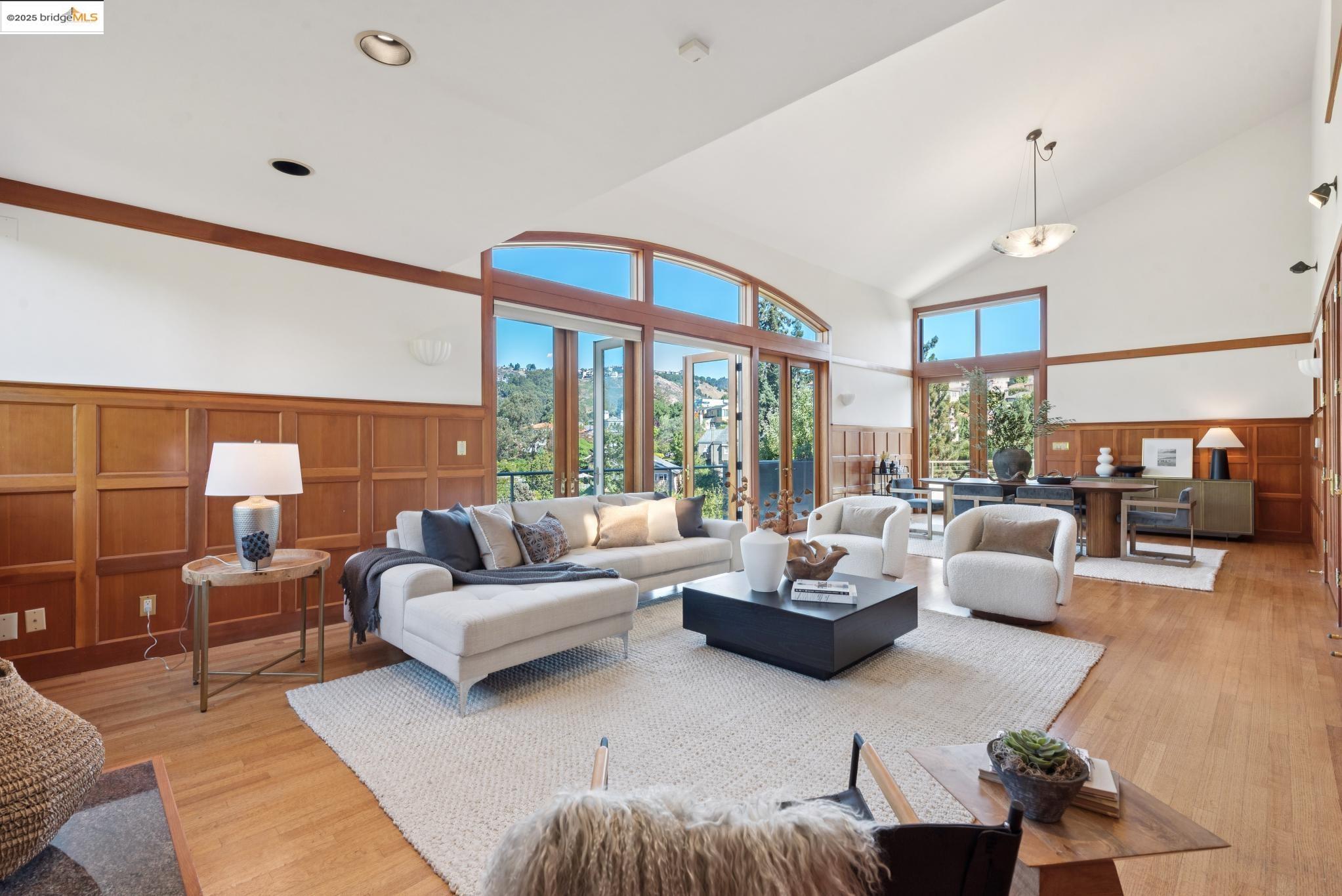 6148 Ocean View Dr