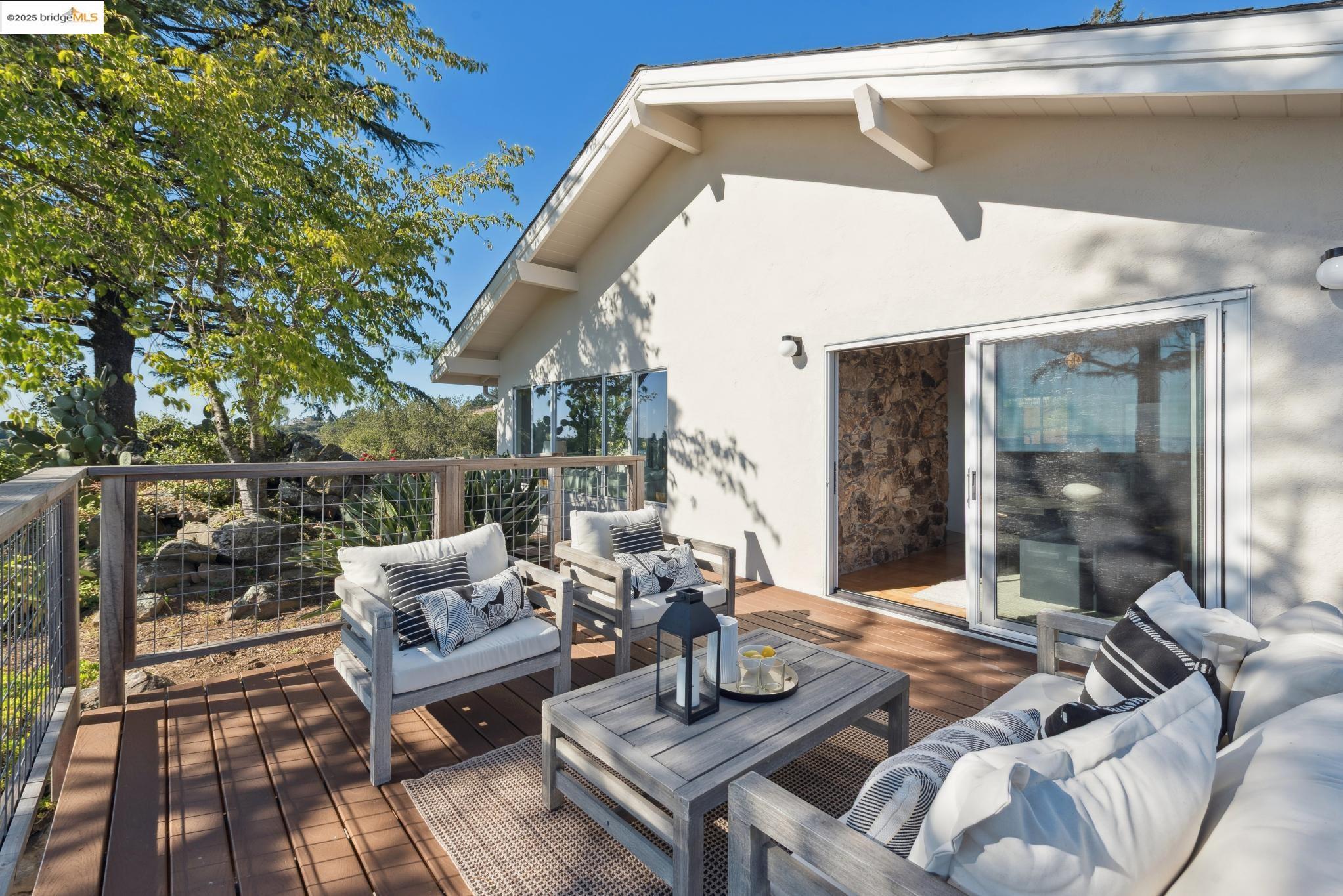 2 Graham Pl