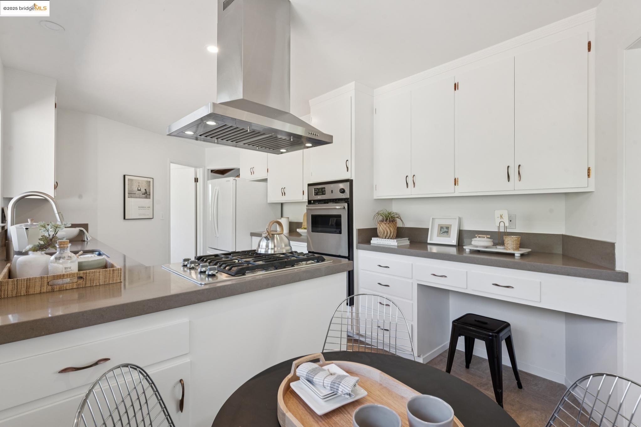 2 Graham Pl