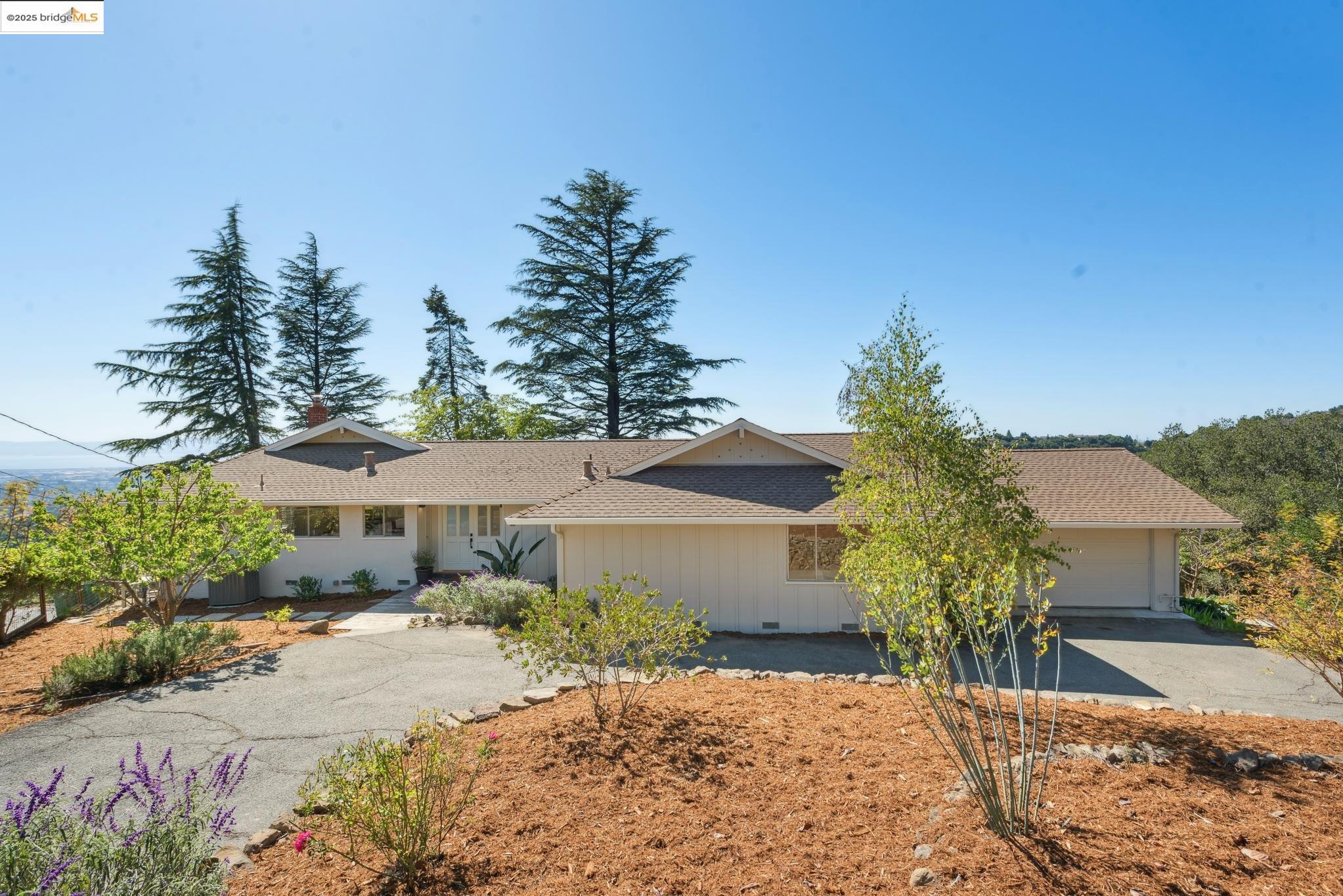 2 Graham Pl