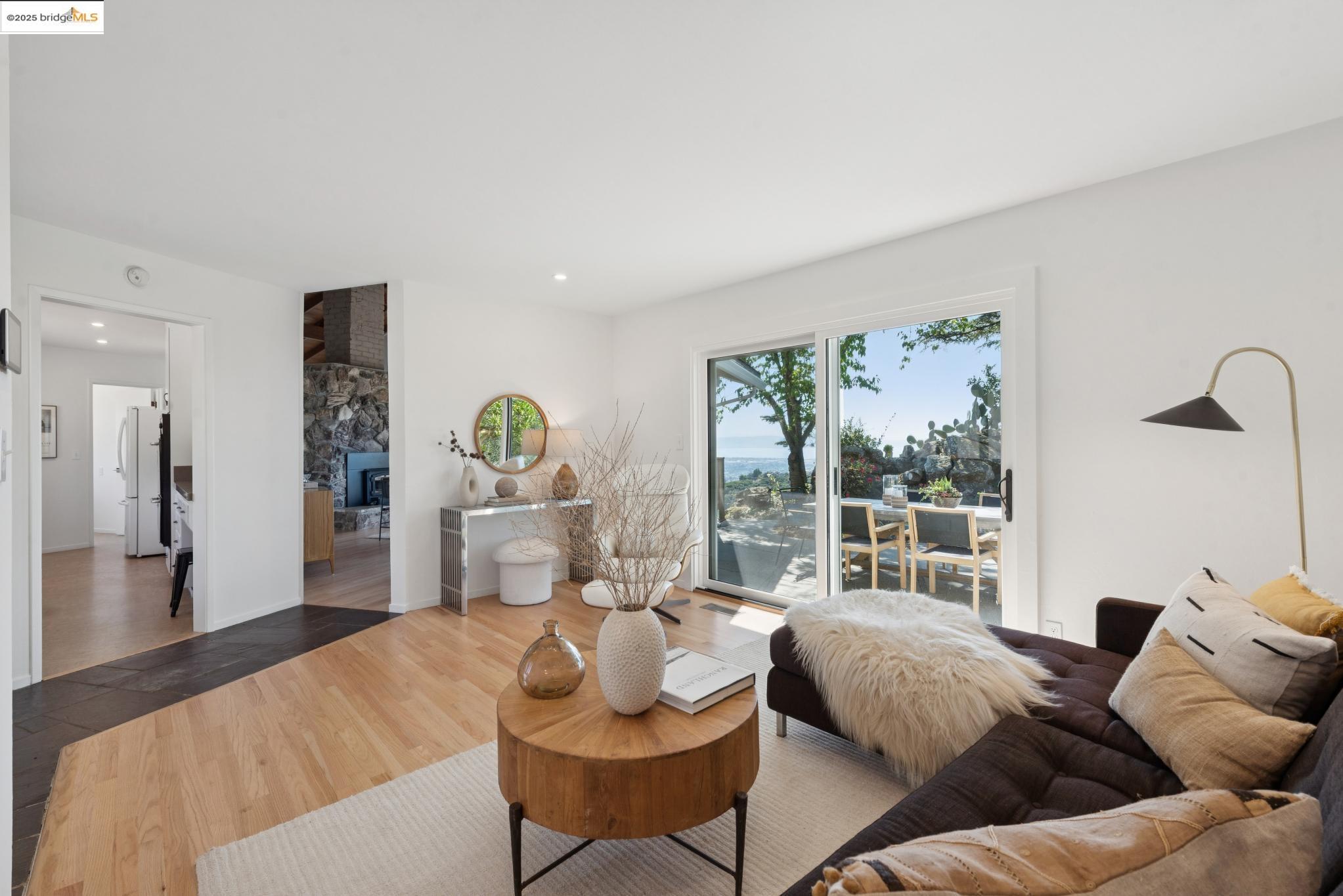 2 Graham Pl