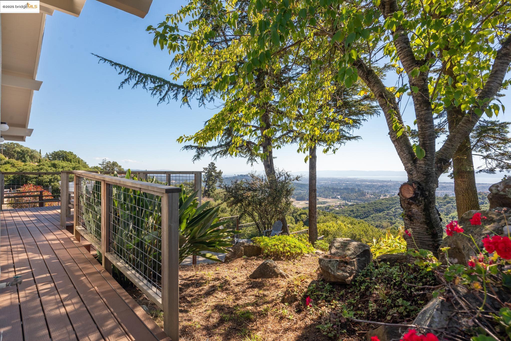 2 Graham Pl