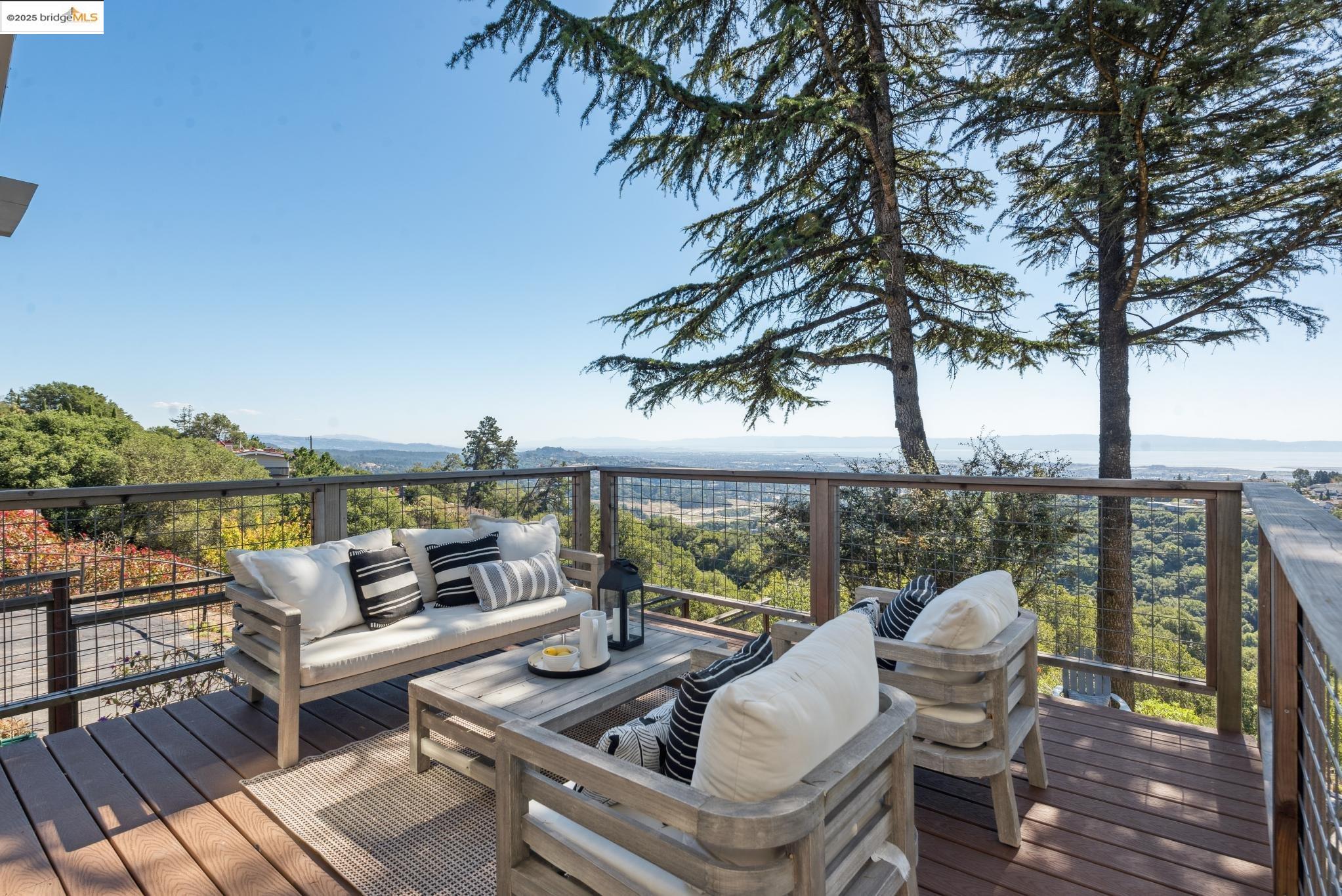 2 Graham Pl