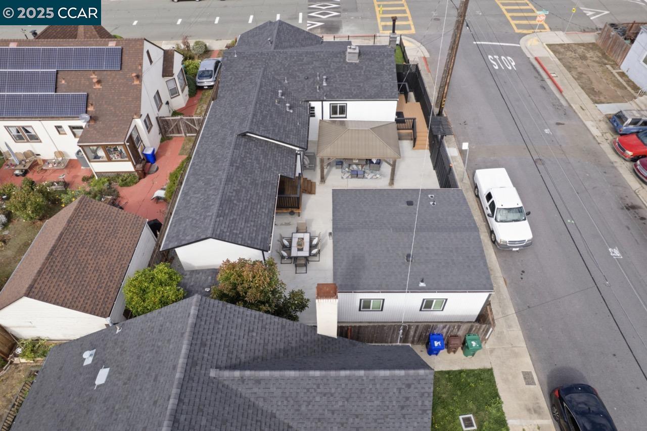 4026 Roosevelt Ave