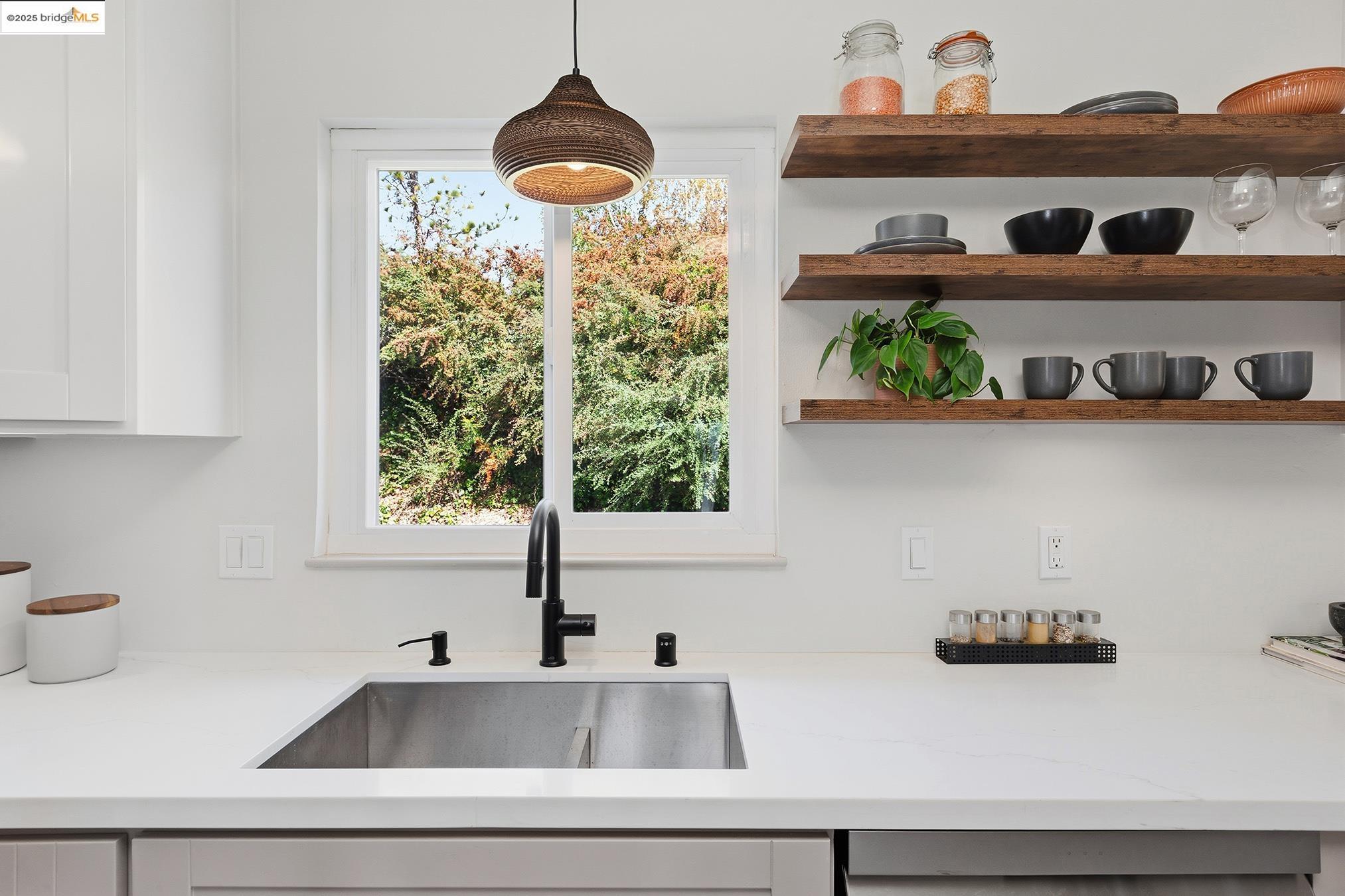 2850 Jennifer Dr, Castro Valley