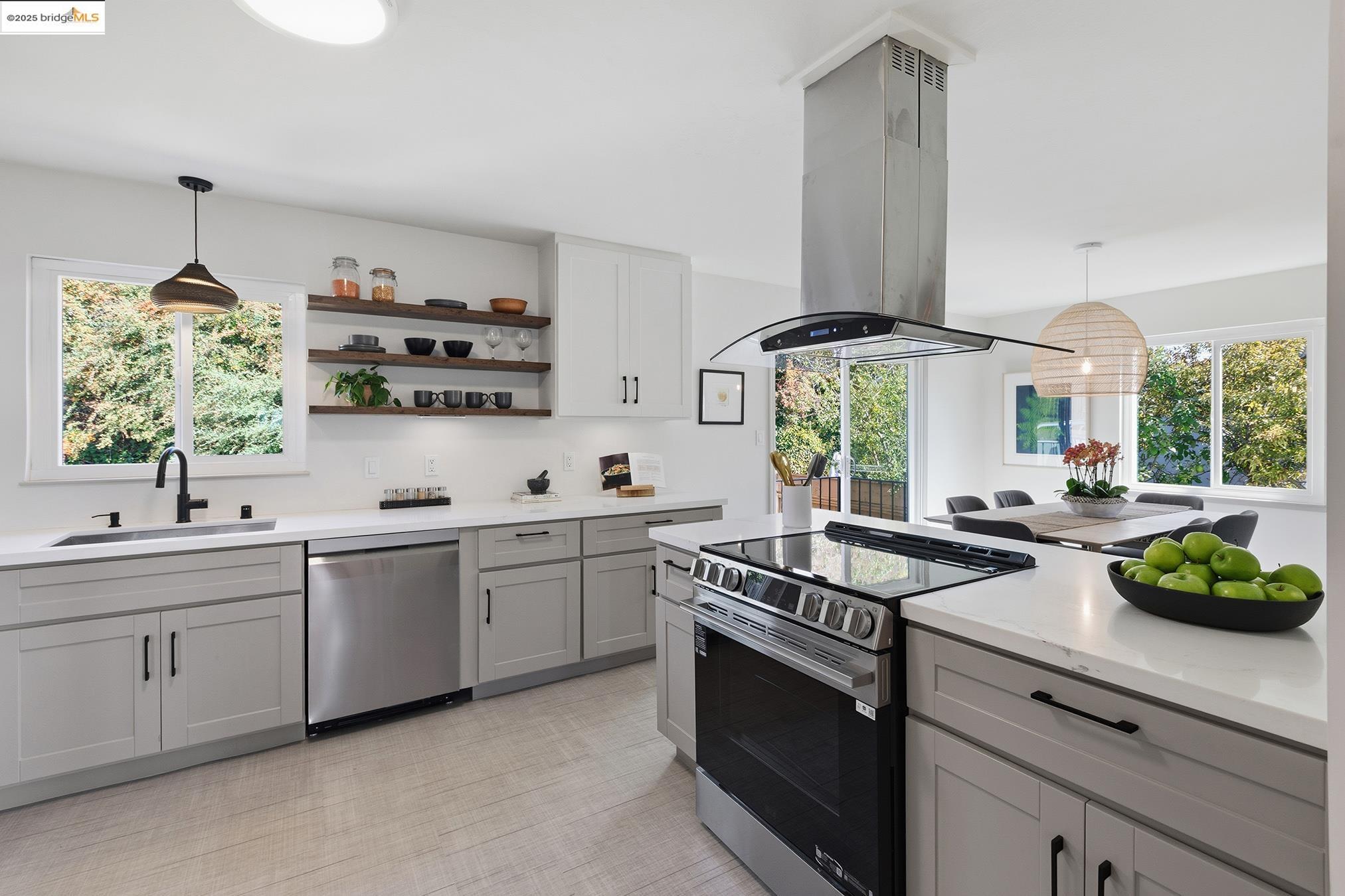 2850 Jennifer Dr, Castro Valley