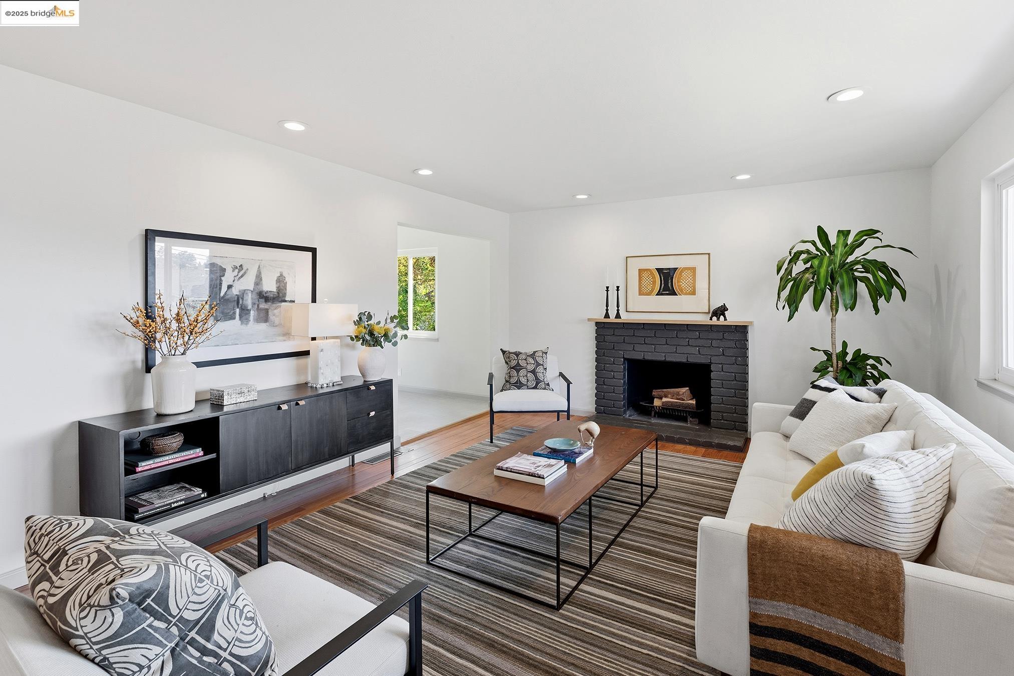 2850 Jennifer Dr, Castro Valley